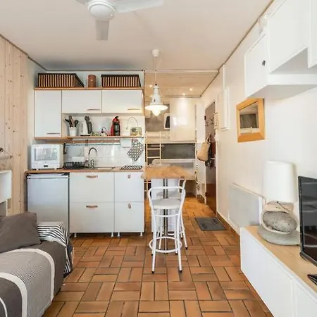 Les Goelettes, Bord De * Hyeres