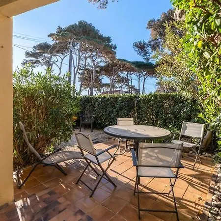Apartment Les Goelettes, Bord De Hyeres